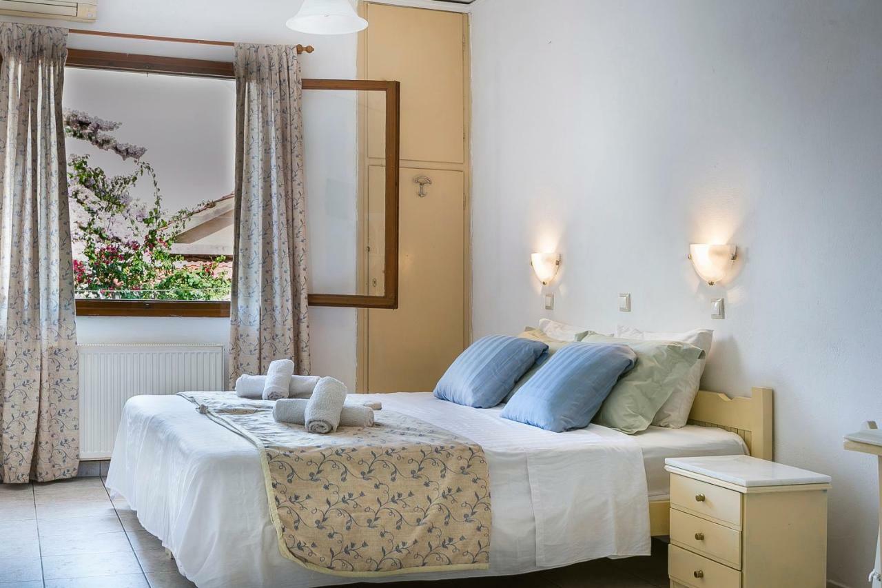 Argostoli Rooms Exterior foto